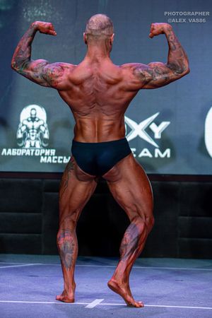 CLASSIC PHYSIQUE НОВИЧКИ
